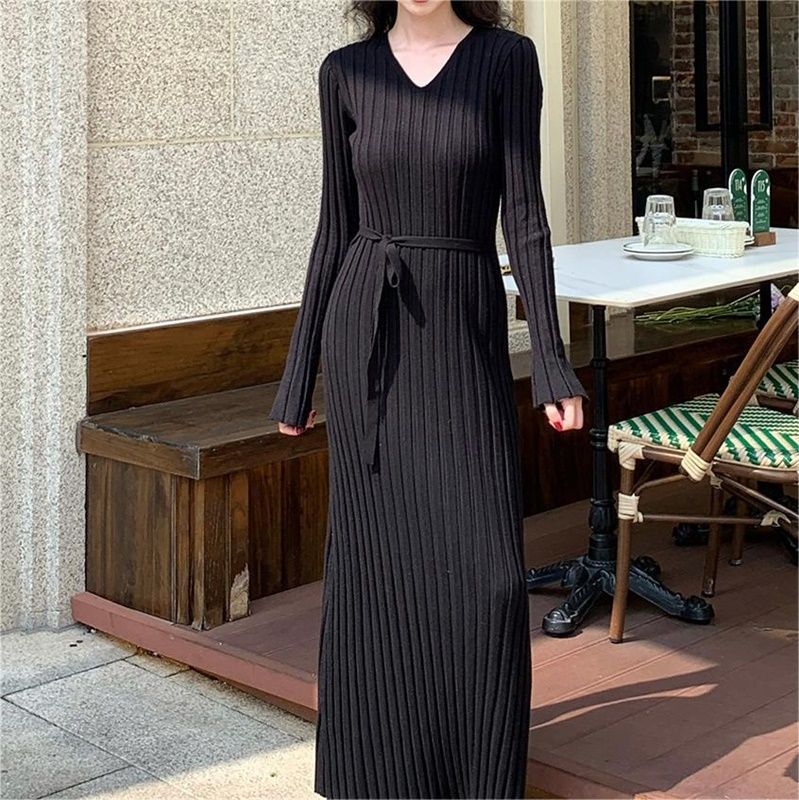 Women's simple knit dress