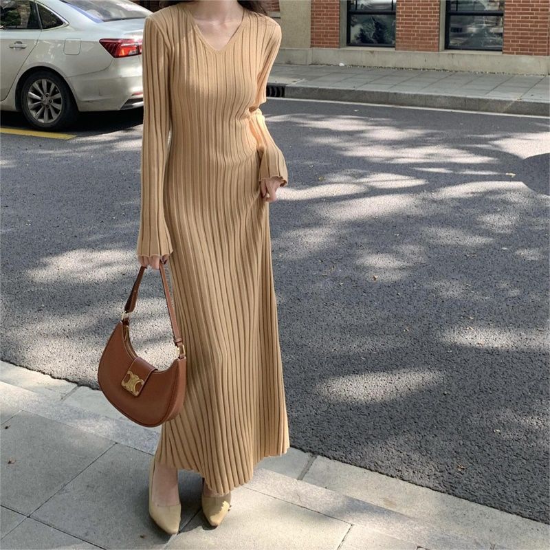 Women's simple knit dress