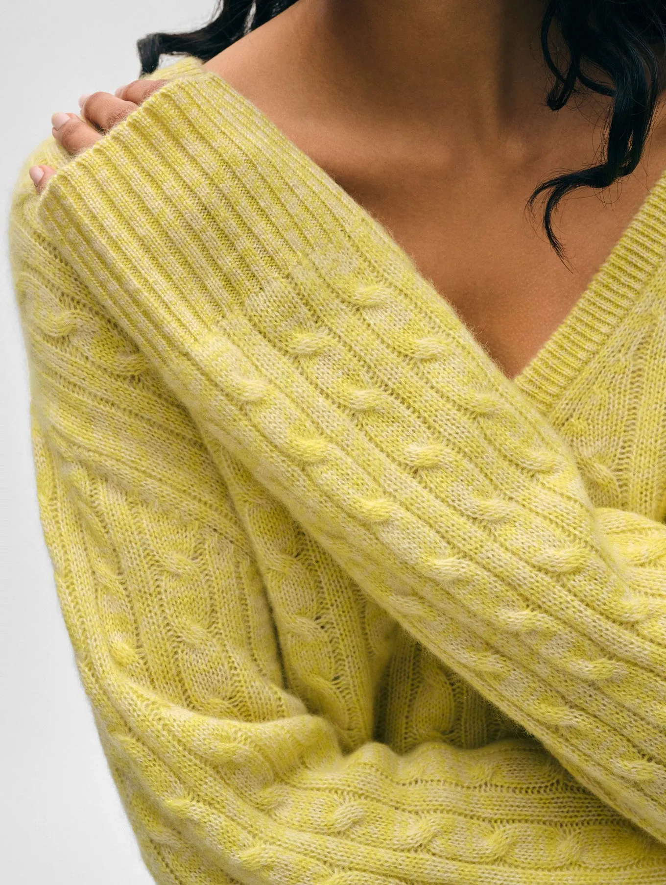 Lemon yellow V-neck knit pullover sweater