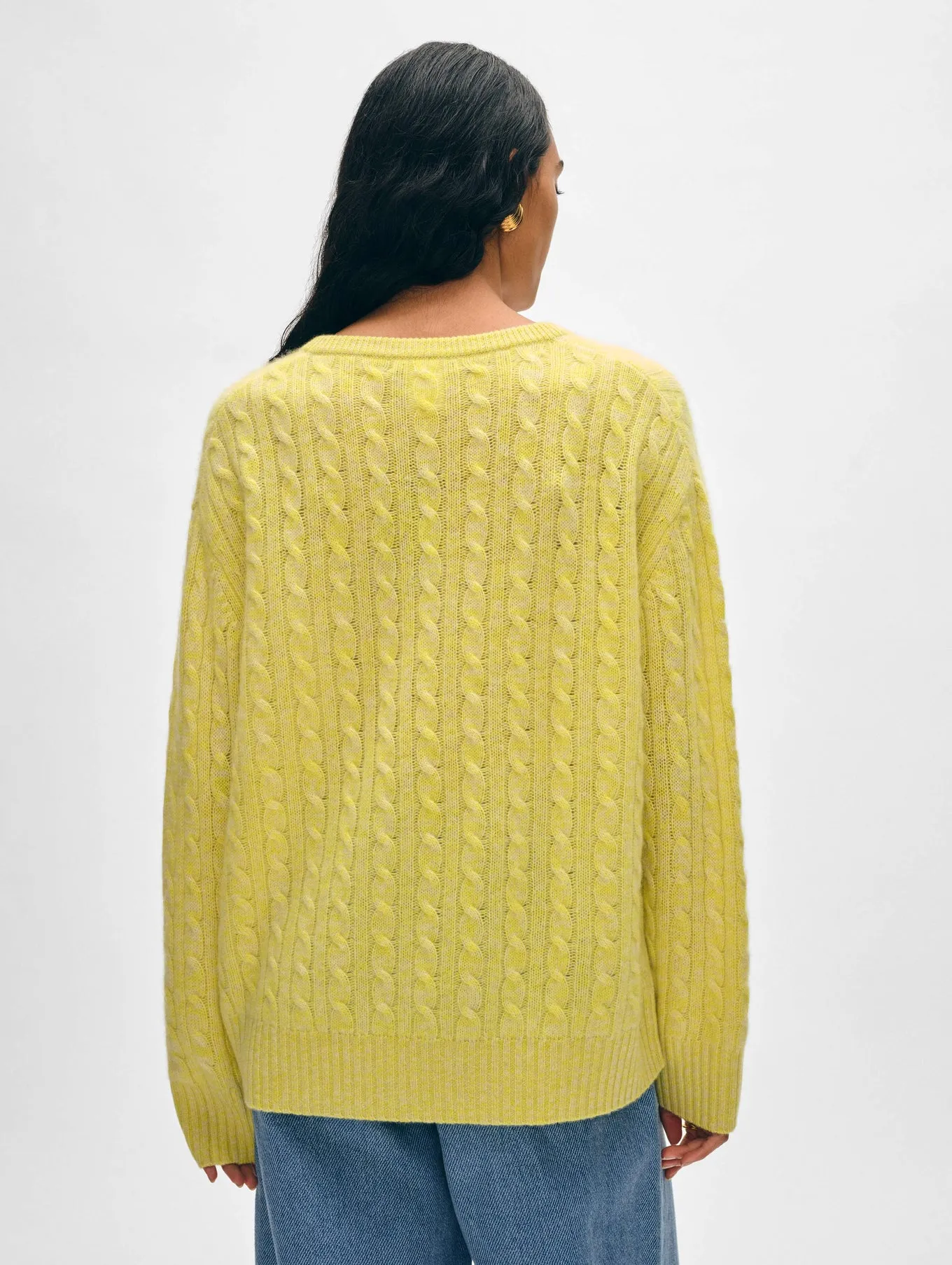 Lemon yellow V-neck knit pullover sweater