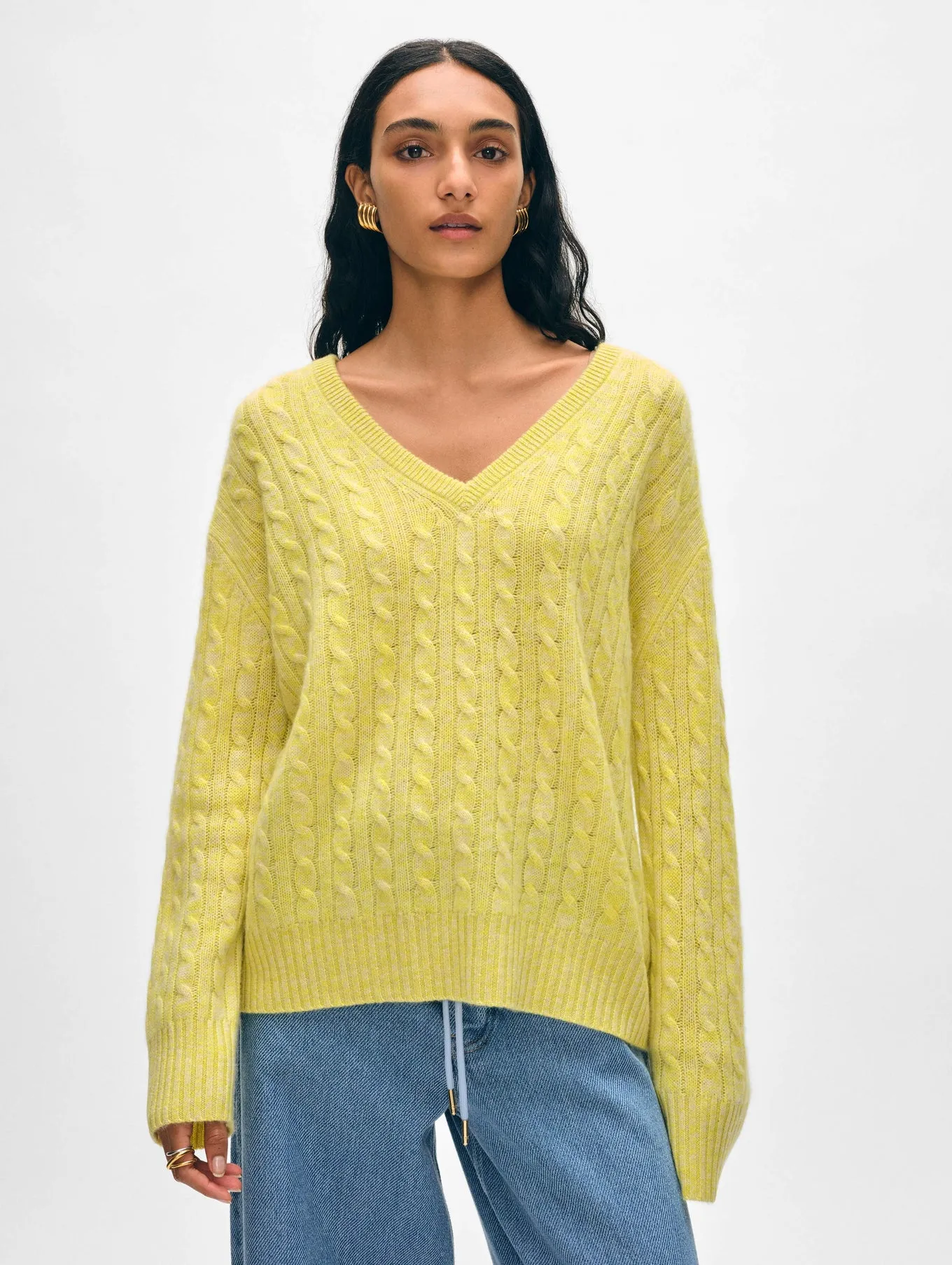 Lemon yellow V-neck knit pullover sweater