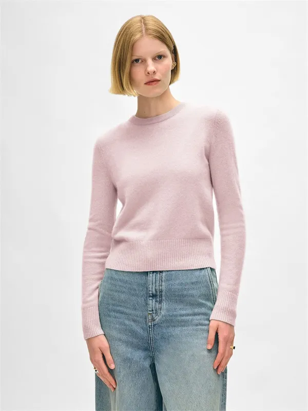 Light pink solid color spring knit pullover sweater